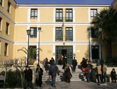 «Χαμό» προκάλεσαν στο δικαστήριο οι Αλβανοί φερόμενοι ως ηθικοί αυτουργοί της δολοφονίας του Μ.Ζαφειρόπουλου!